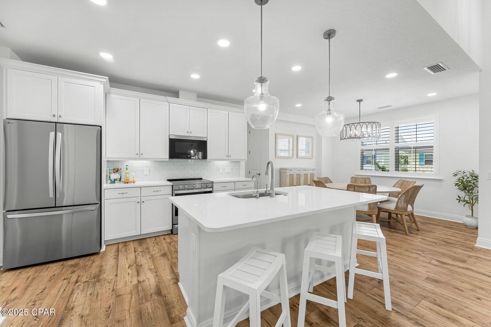 Property Photo:  8707 Sand Dollar Drive  FL 32413 