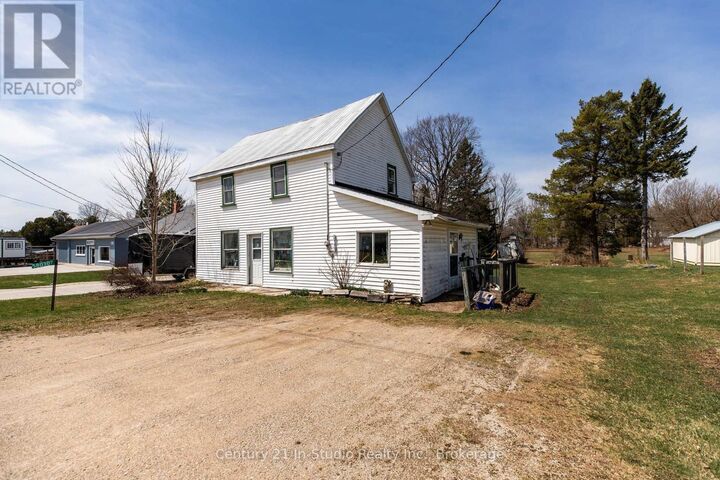 Photo de la propriété:  580307 Sideroad 60  ON N0H 1C0 