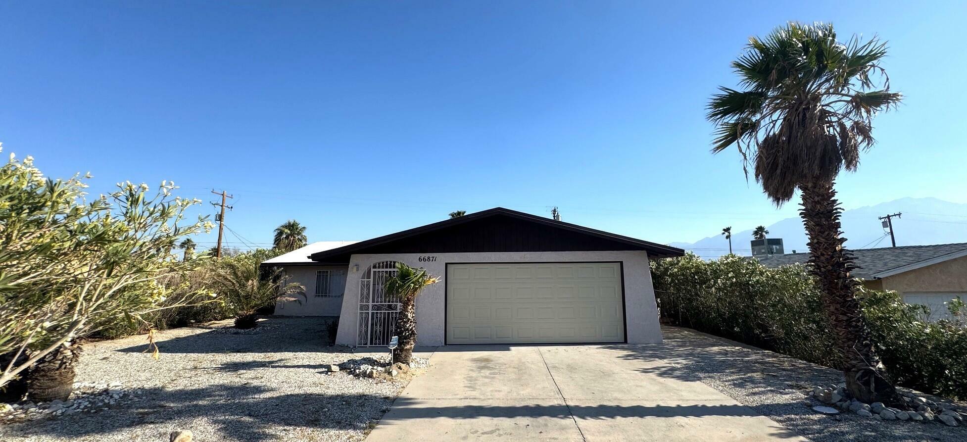 Property Photo: 66871 Buena Vista Avenue CA 92240