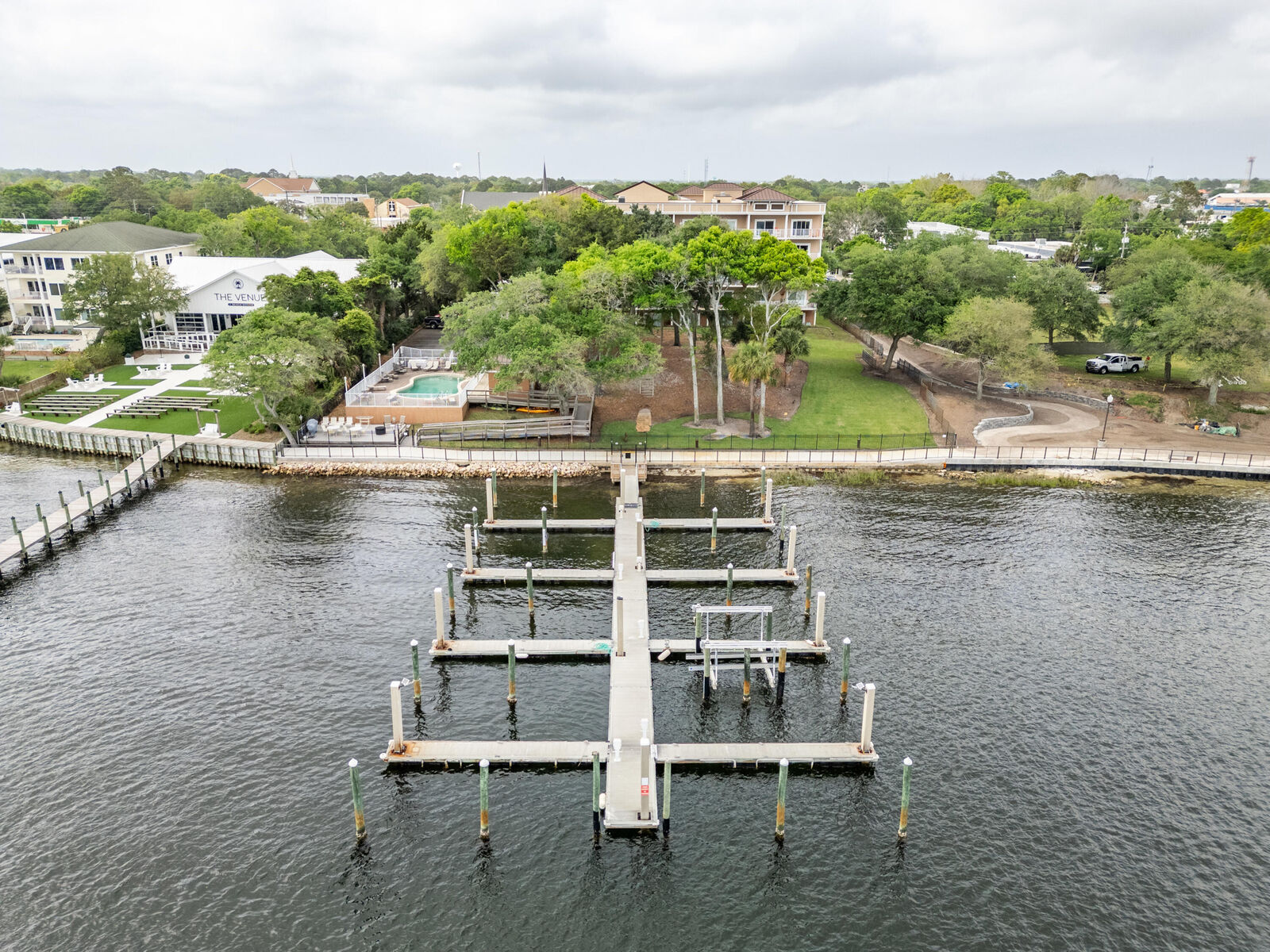 Property Photo:  113 SE Brooks Street 106  FL 32548 