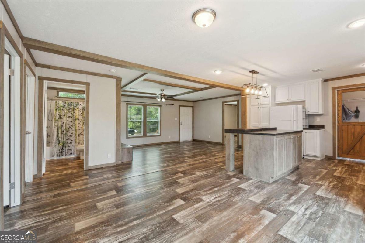Property Photo: 1293 Lake Drive GA 31320