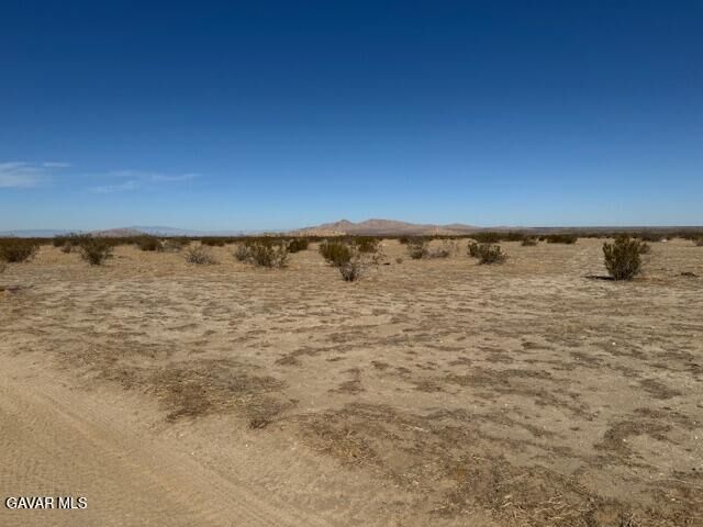 Property Photo:  21500 E Ave P  CA 93591 