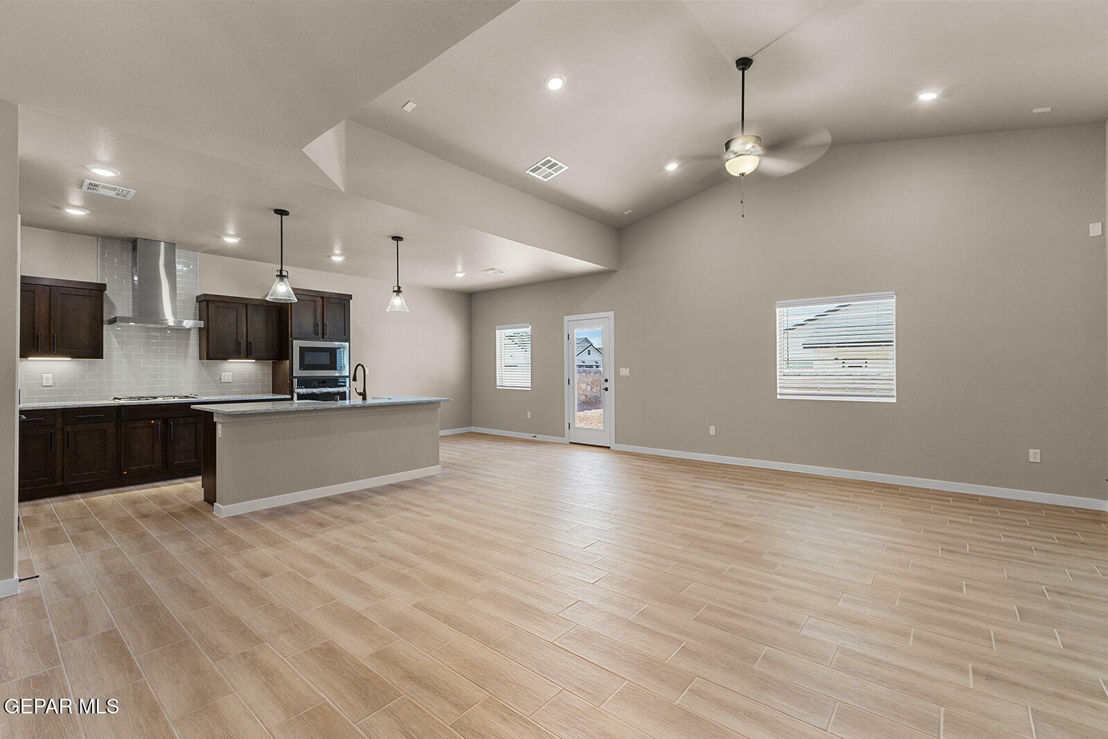 Property Photo: 13977 Lorenz Avenue TX 79928
