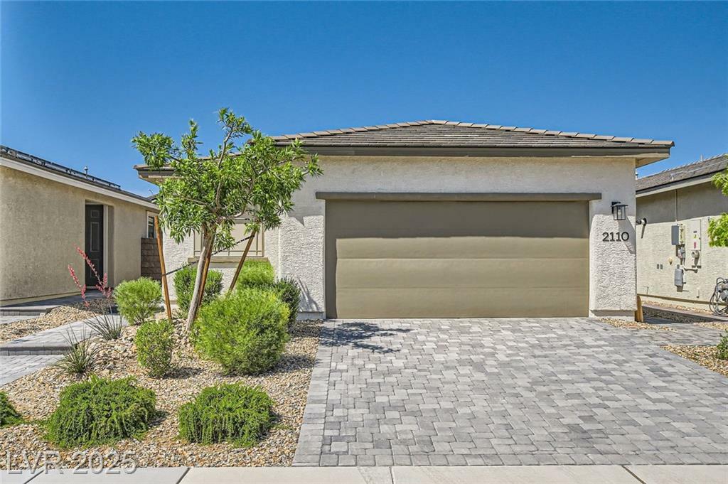 Property Photo: 2110 Albury Avenue NV 89086