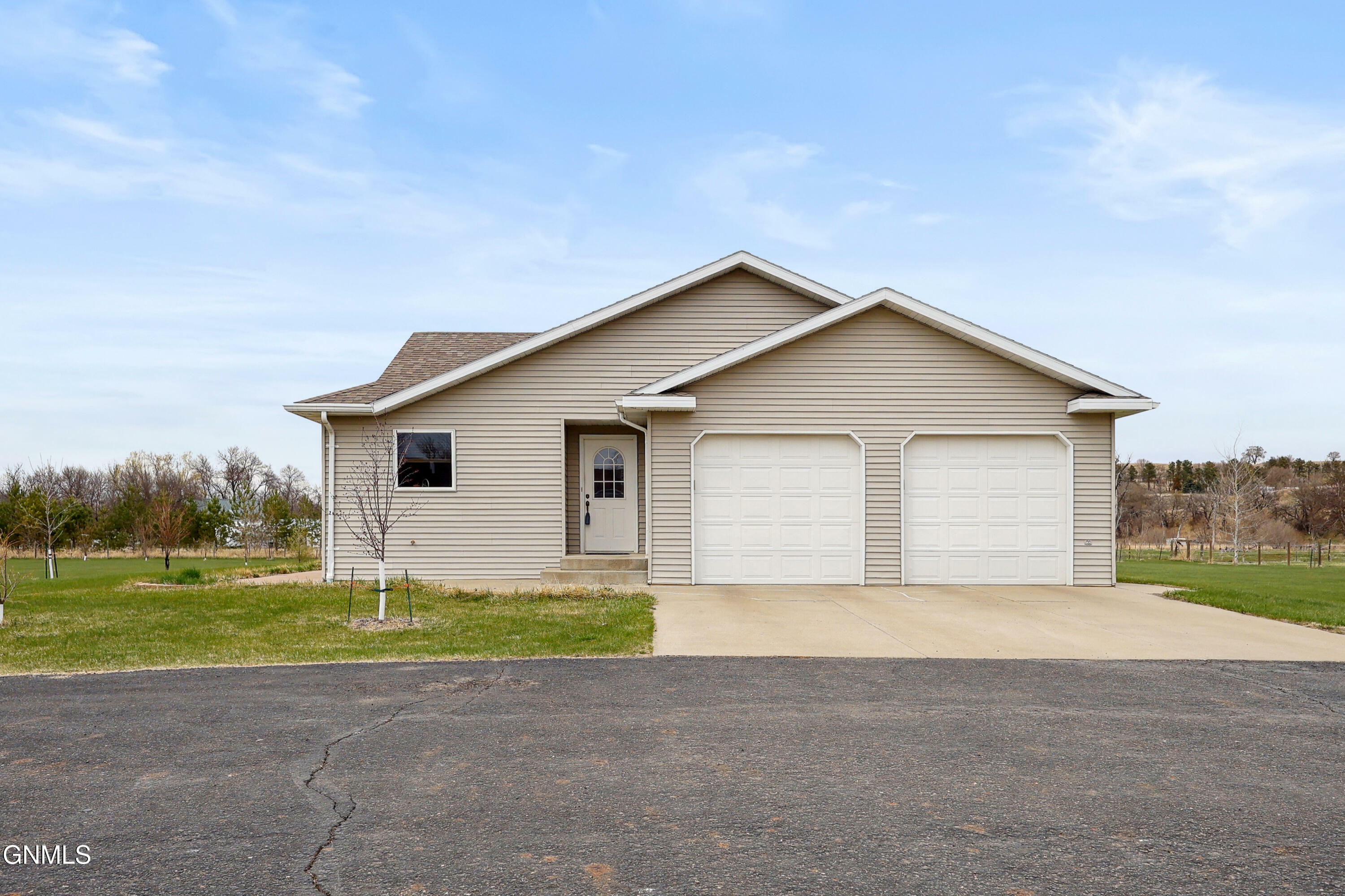 Property Photo:  8601 S Fork Jct  ND 58504 
