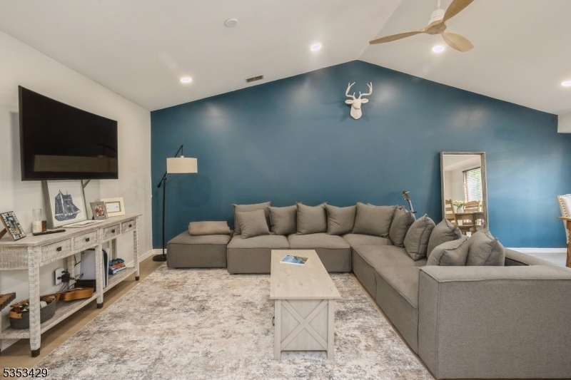 Property Photo: 98 Westchester Ter NJ 08801