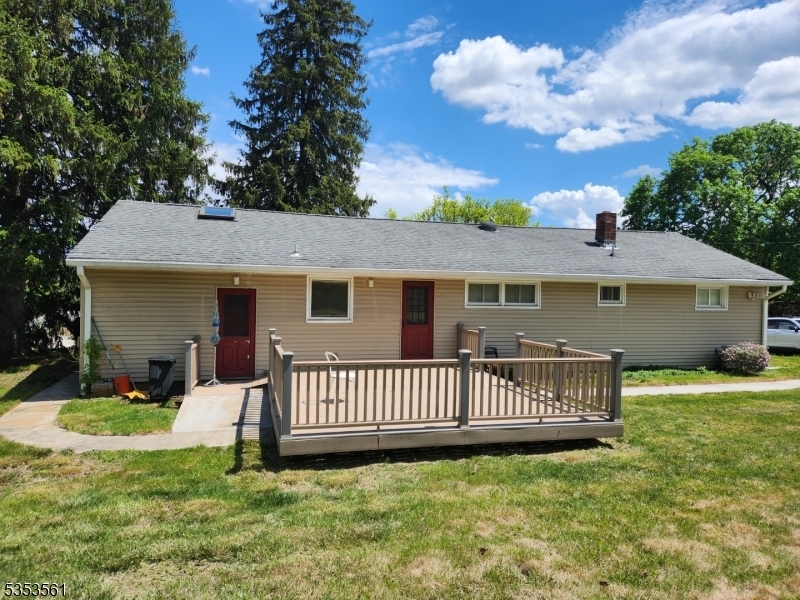 Property Photo: 3 Fulper Pl NJ 08809