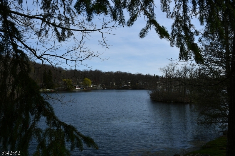 Property Photo: 513 Upper Highland Lks Dr NJ 07422