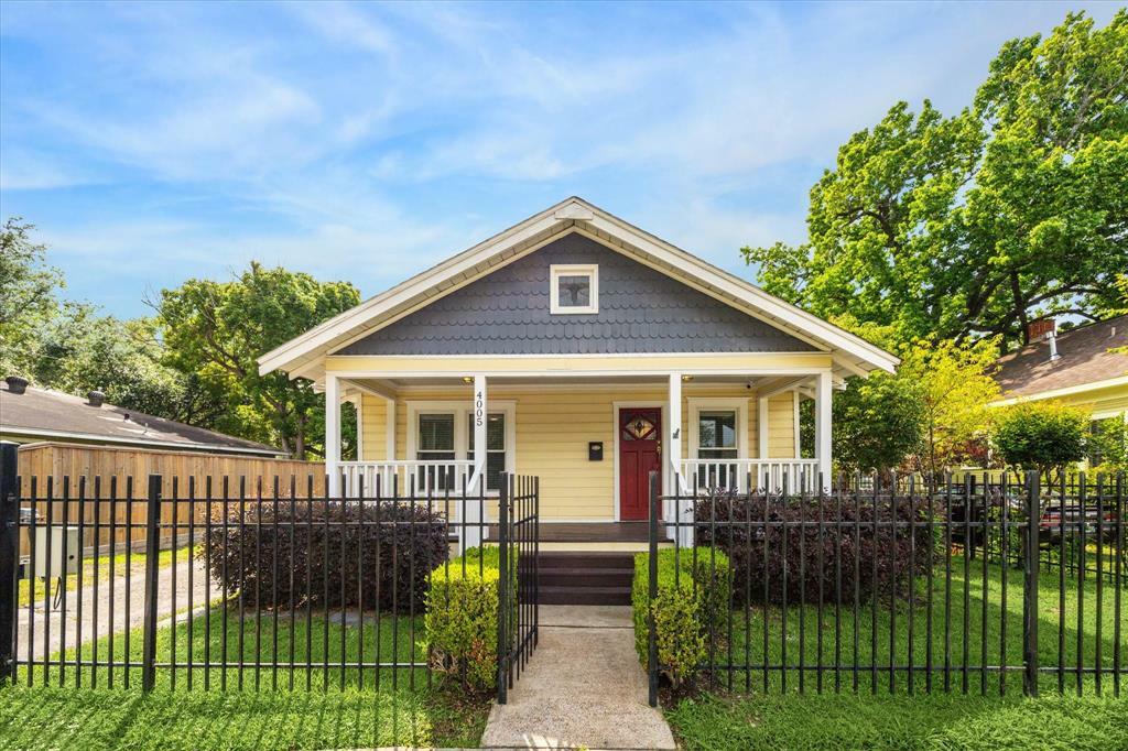 Property Photo: 4005 Michaux Street TX 77009