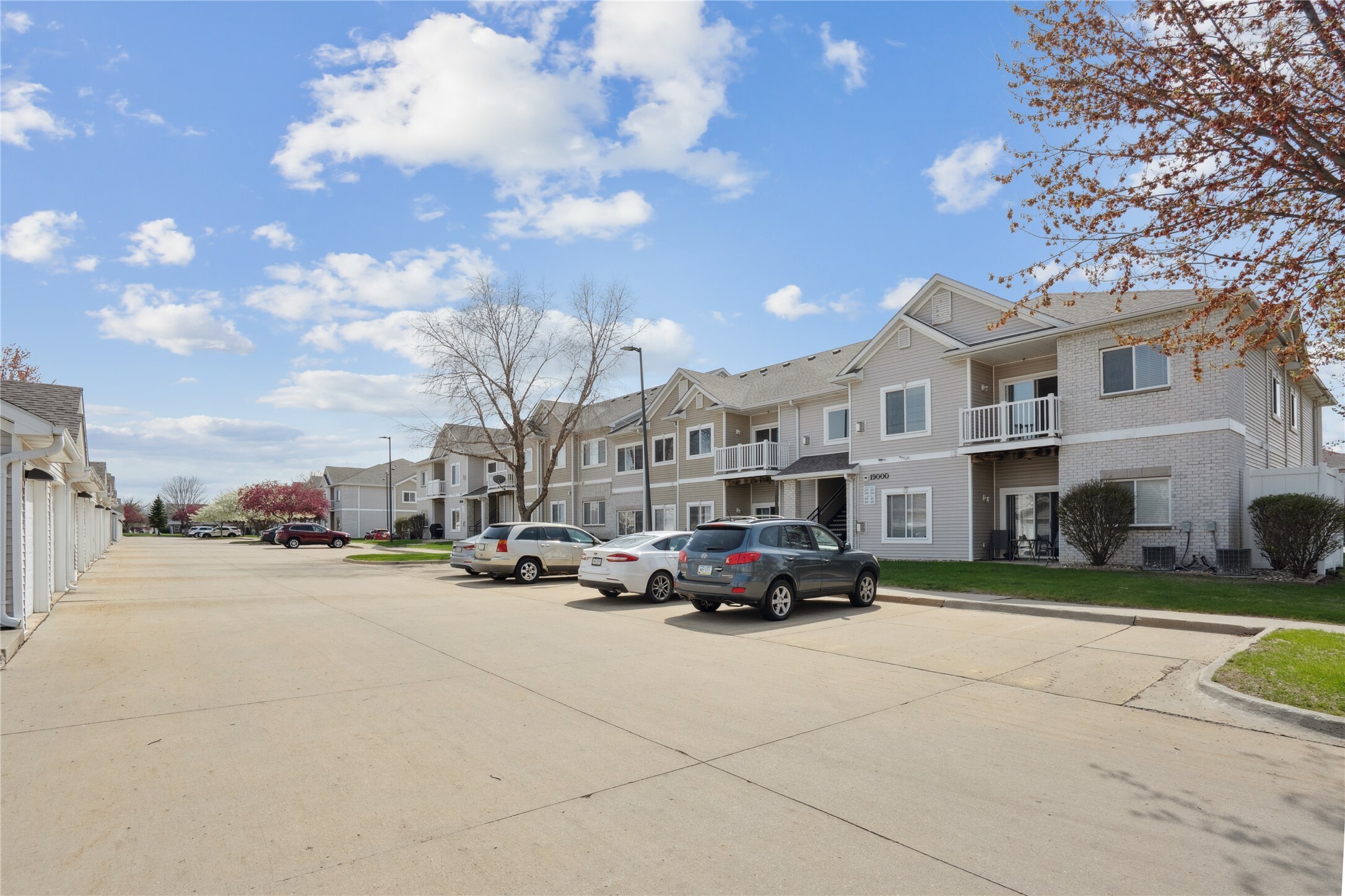 Property Photo:  8601 Westown Parkway 19208  IA 50266 