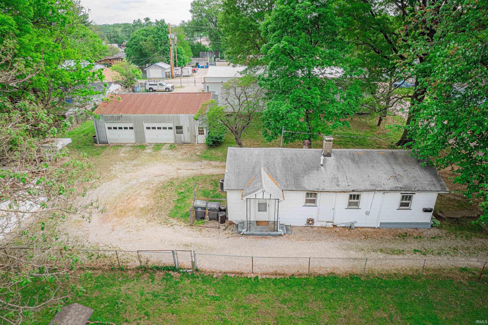 Property Photo:  1008 Moll Avenue  IN 47711 