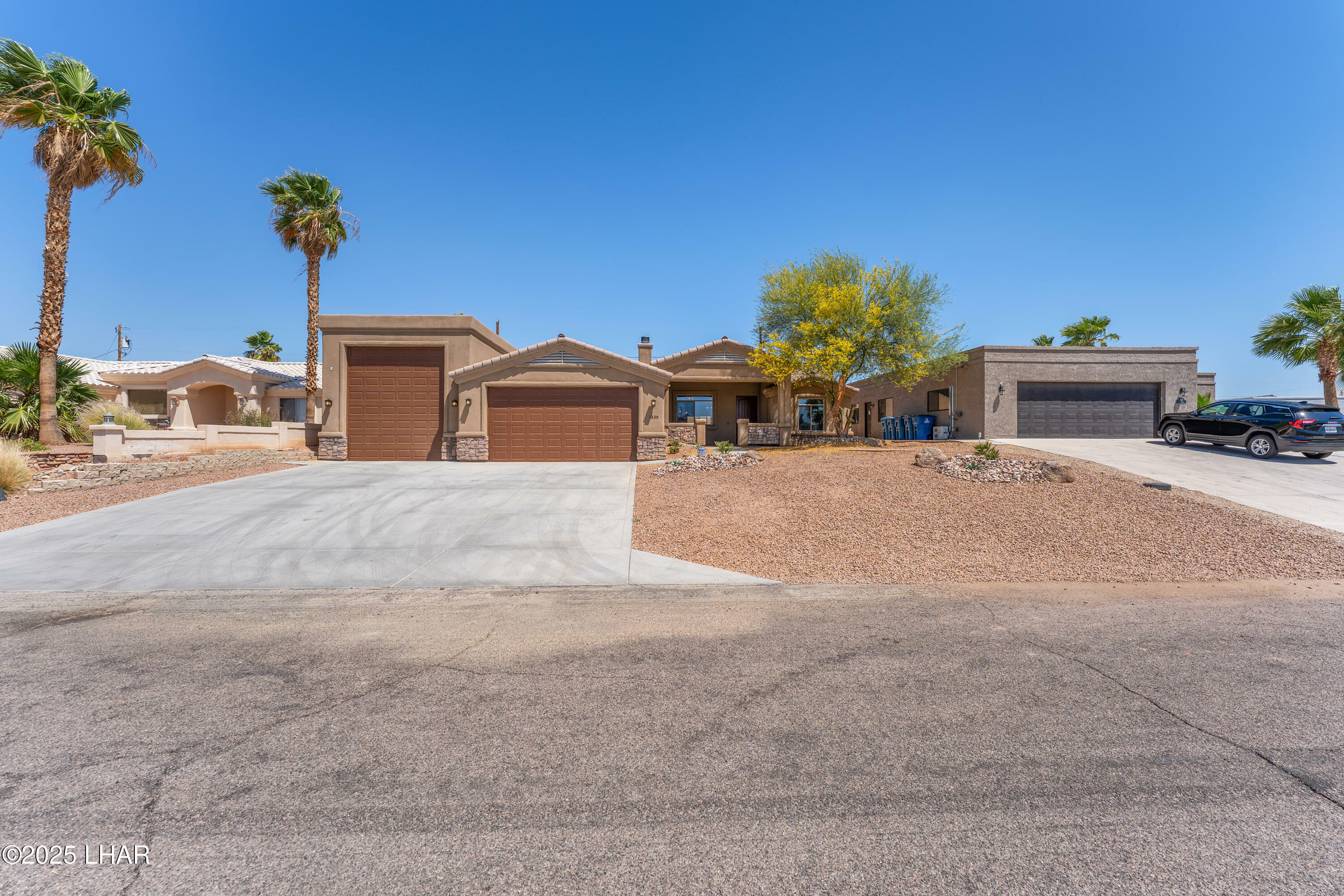 Property Photo: 1338 Piper Dr AZ 86404