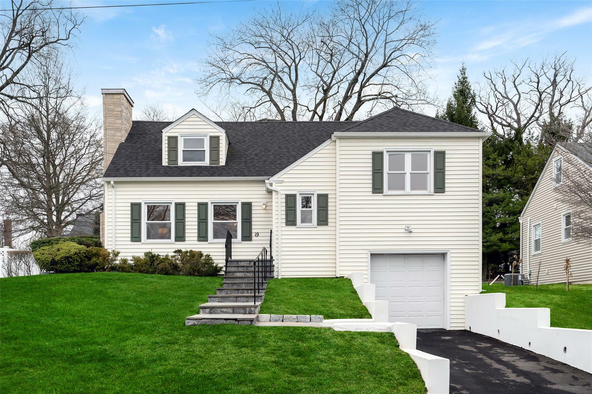 19 Francis Lane  Port Chester NY 10573 photo