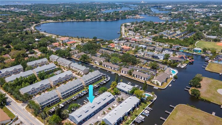 Property Photo: 200 Meres Boulevard 7 FL 34689