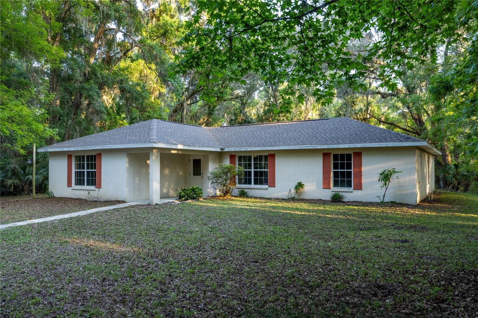 Property Photo:  17730 SE 26th Street  FL 32667 