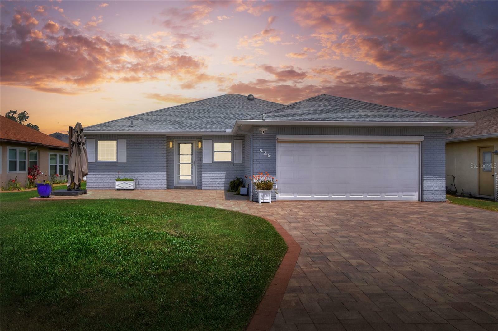 Property Photo: 525 Eagle Run FL 33809