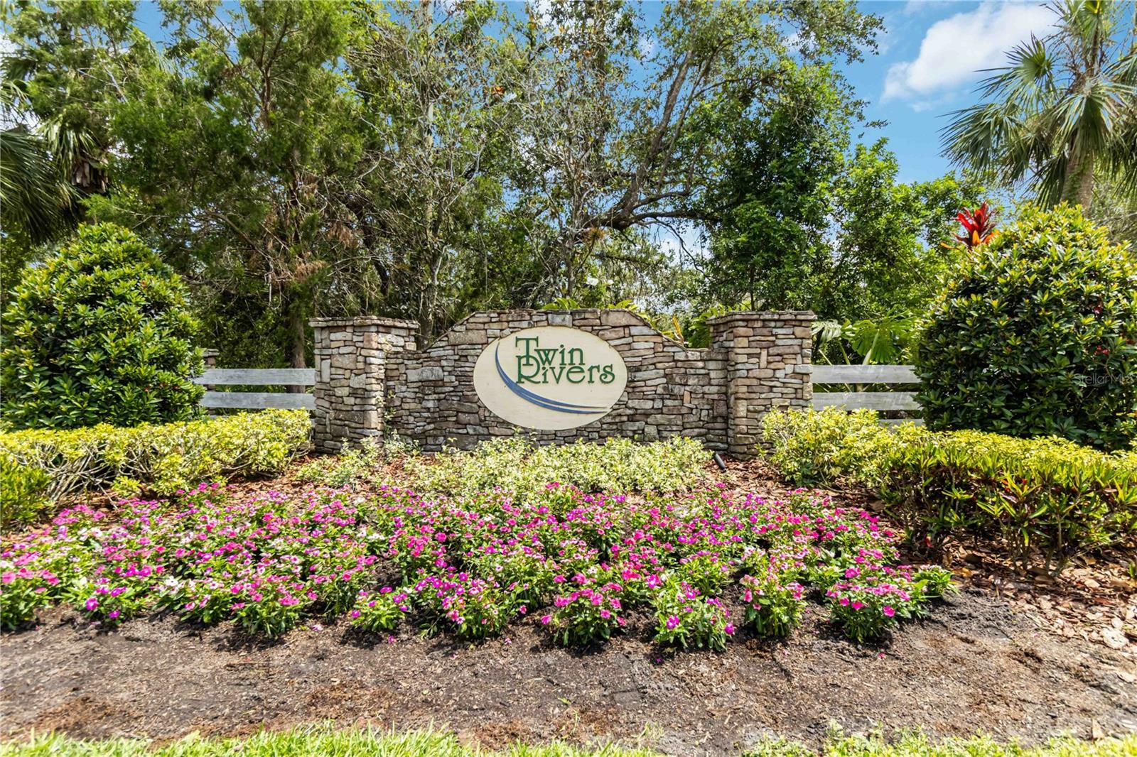 Property Photo: 14914 15th Street E FL 34219