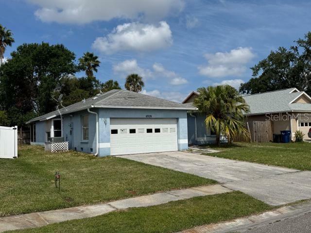Property Photo: 6928 43rd Court E FL 34243