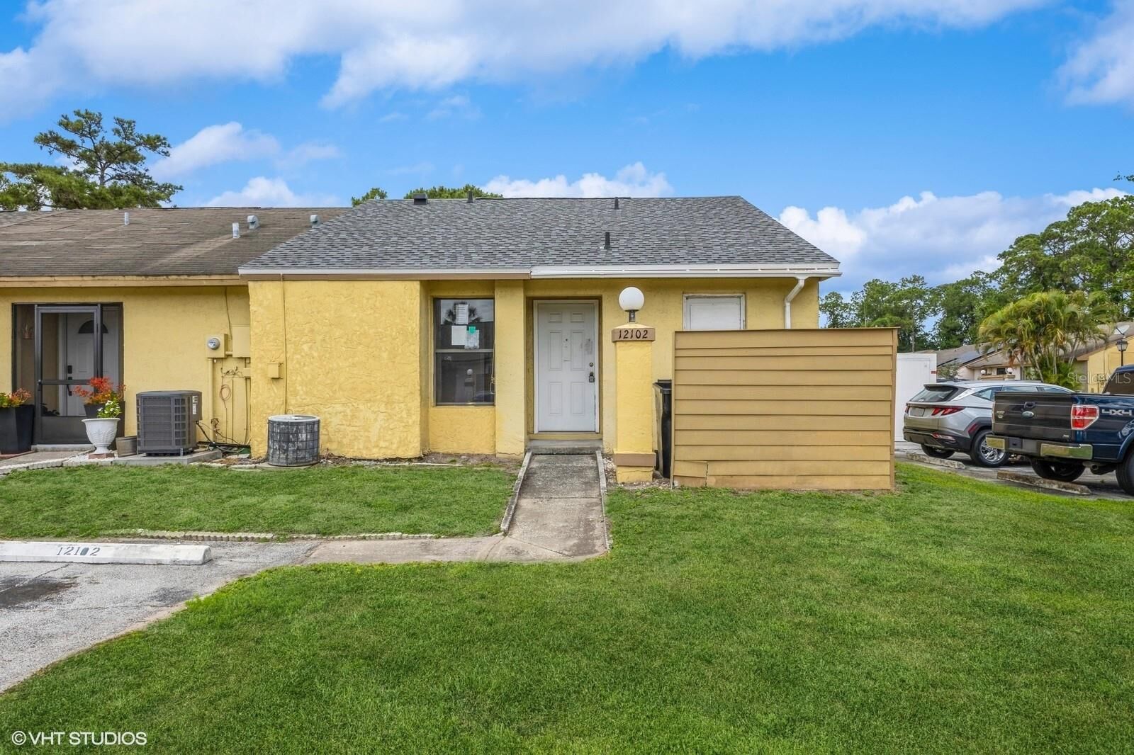 Property Photo:  12102 Sandal Creek Way  FL 32824 
