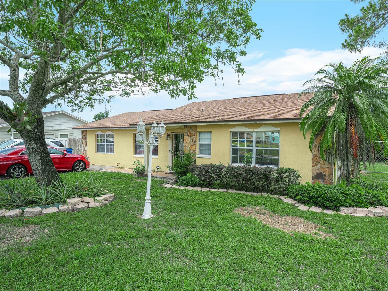Property Photo: 808 Ware Avenue NE FL 33881
