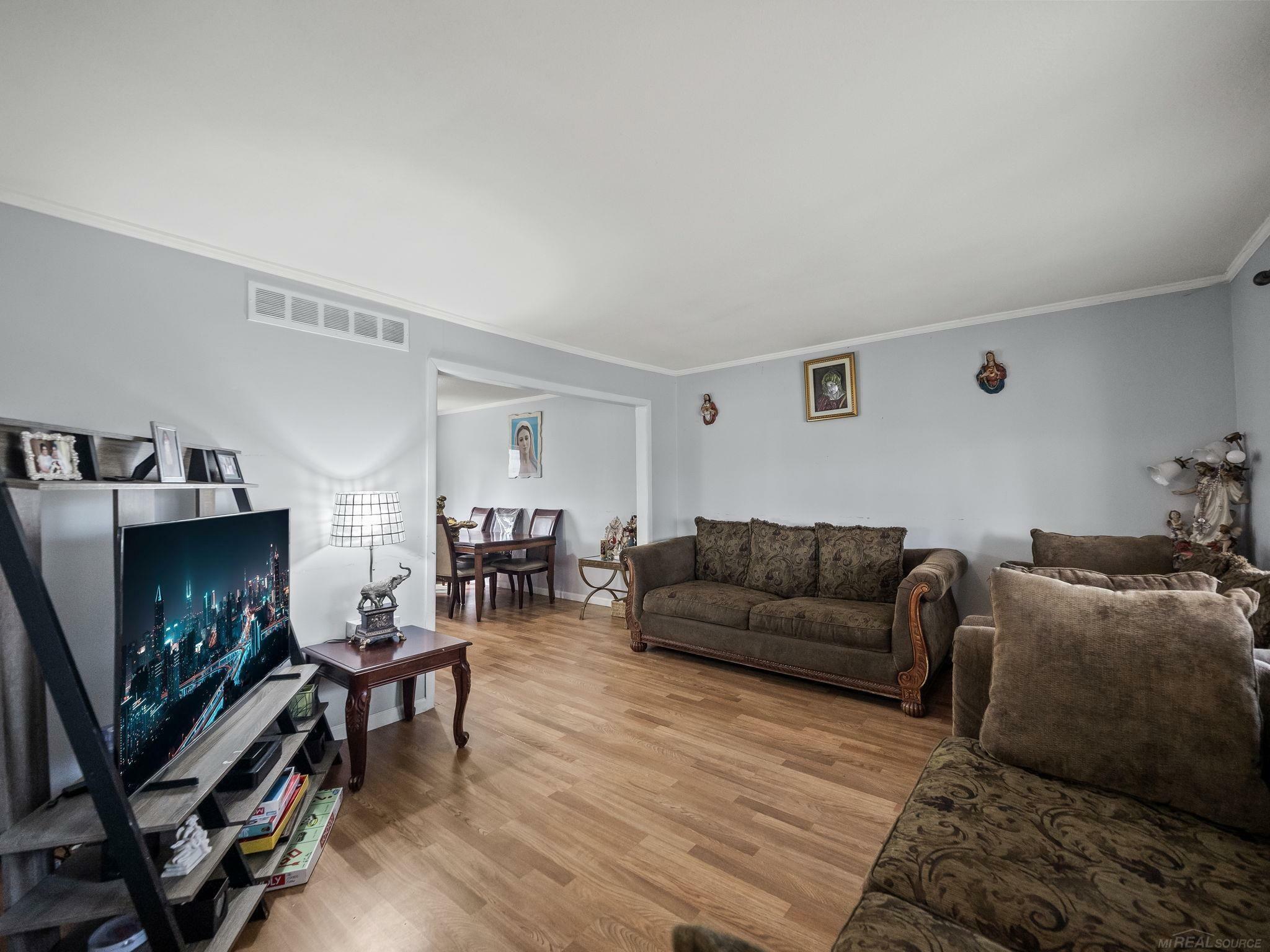 Property Photo: 4108 Anthony Drive MI 48310