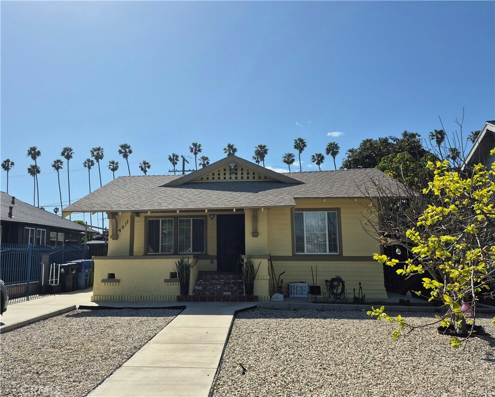 Property Photo: 4911 S Wilton Place CA 90062