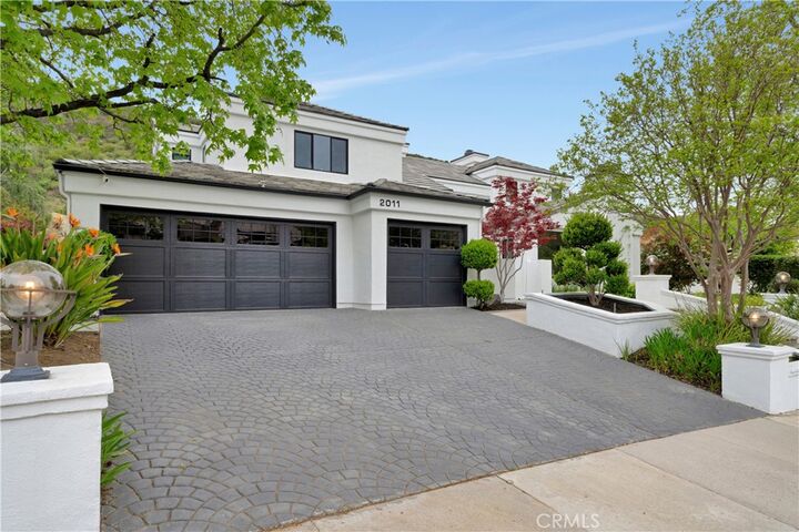 Property Photo: 2011 Kirsten Lee Drive CA 91361