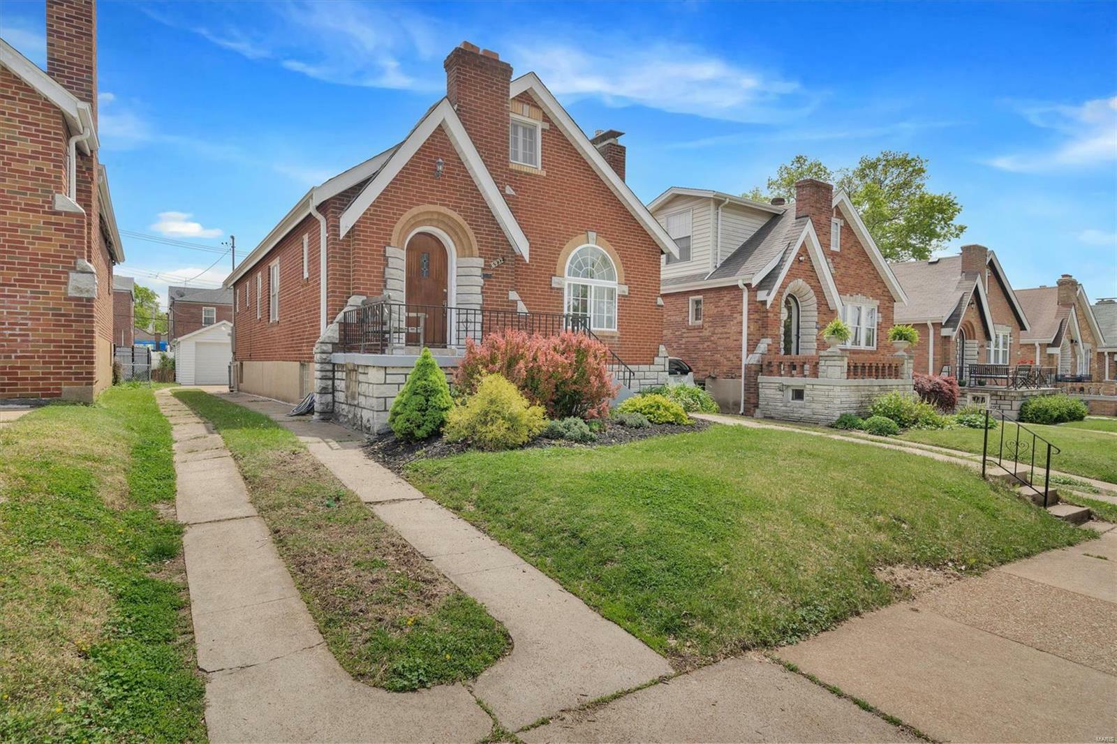 Property Photo: 6932 Hillsland Avenue MO 63109