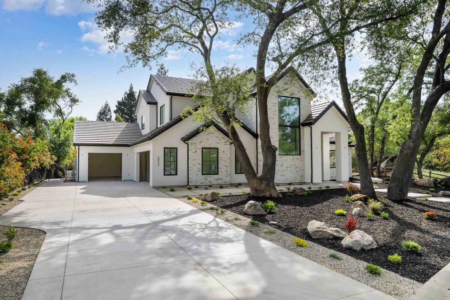 Property Photo: 5859 Granite Hills Drive CA 95746