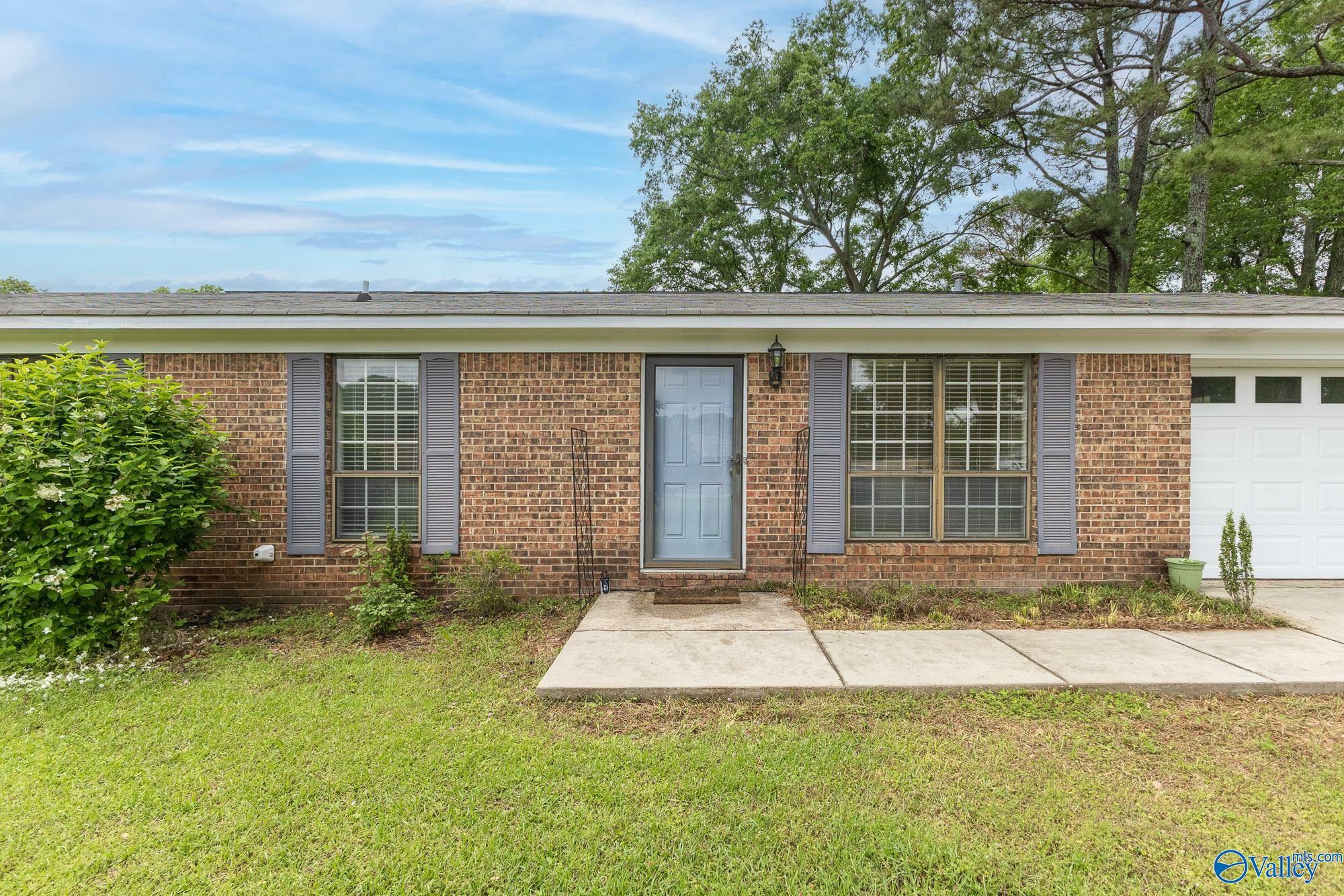 Property Photo: 4513 Alberta Drive SW AL 35603