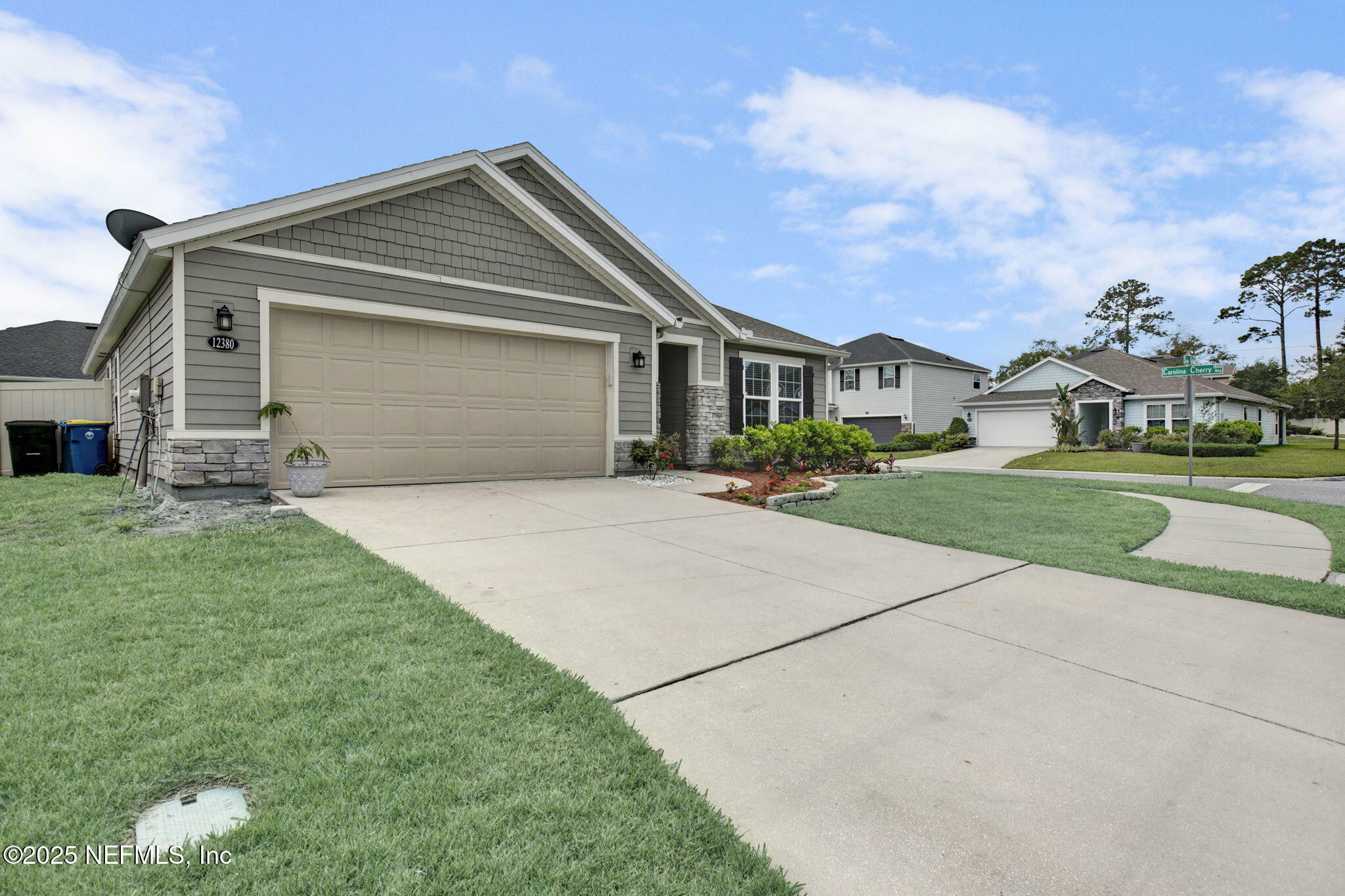Property Photo: 12380 Sea Island Drive FL 32225