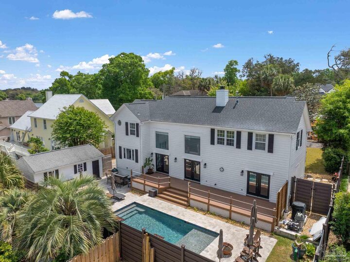 1902 E Strong St  Pensacola FL 32501 photo