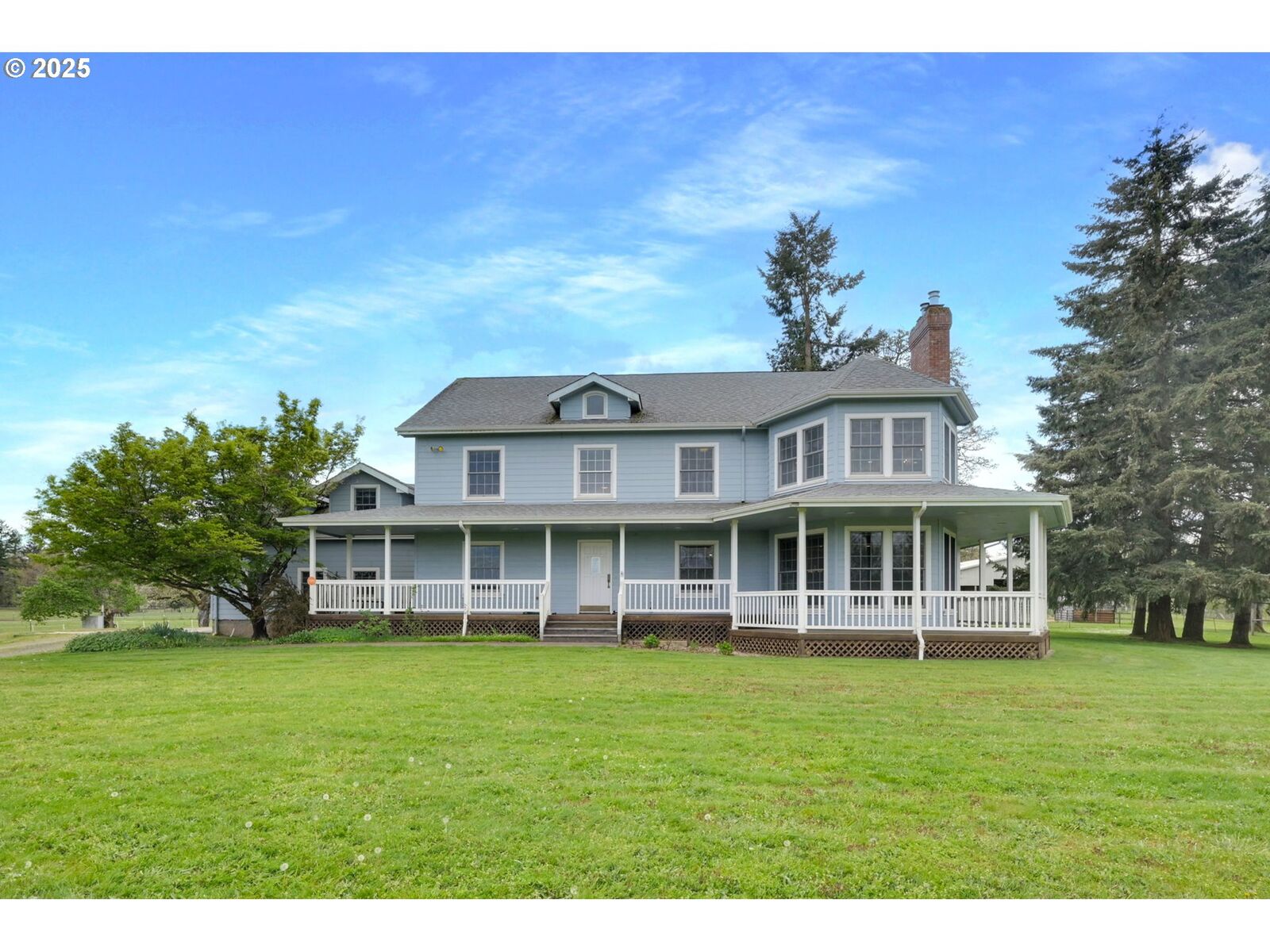 Property Photo: 25812 Fleck Rd OR 97487