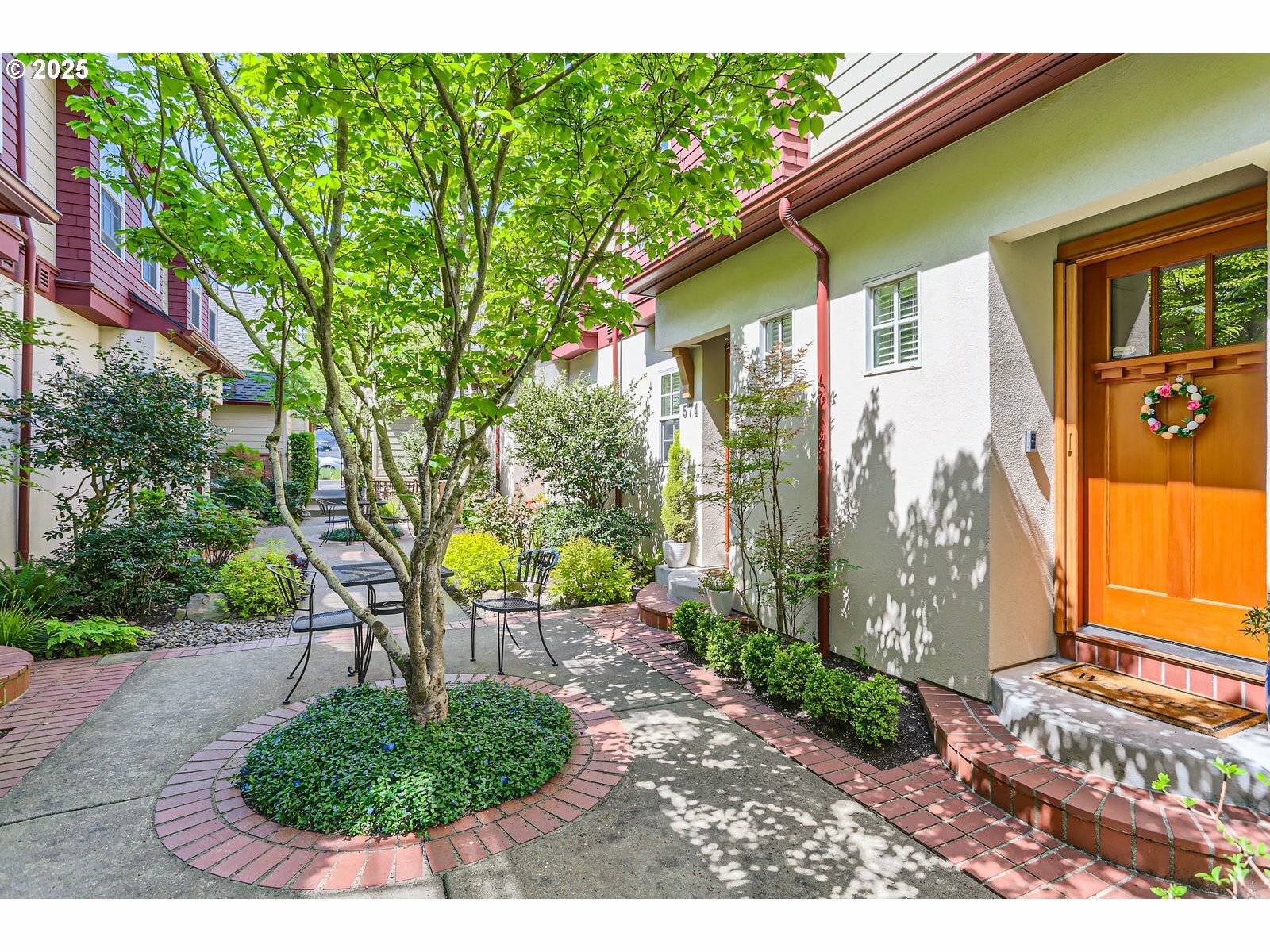 Property Photo: 570 2nd St 2 OR 97034
