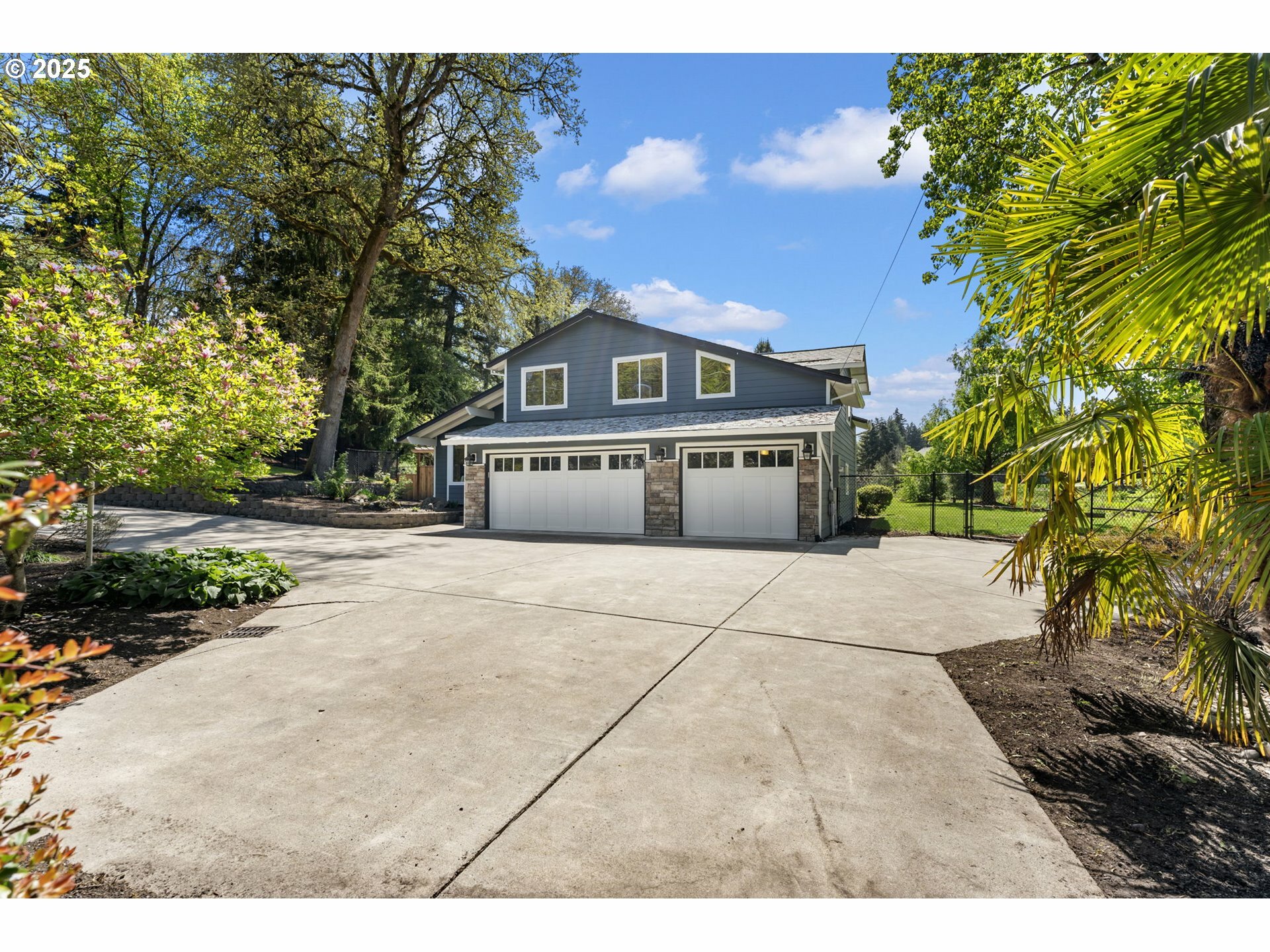 Property Photo: 15060 SW Davis Rd OR 97007