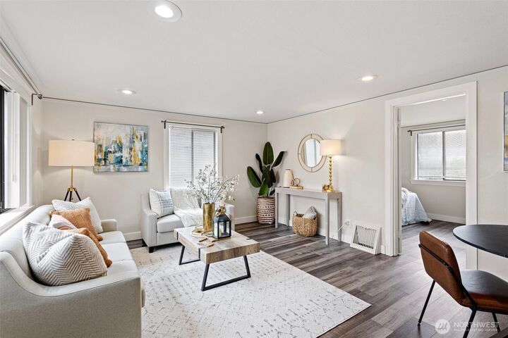 Property Photo:  8015  Beacon Avenue S  WA 98118 