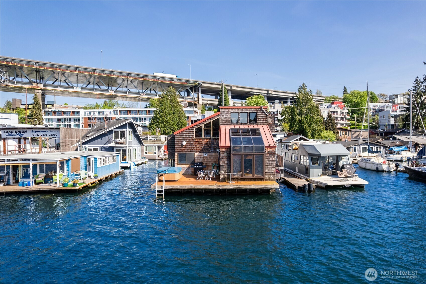Property Photo:  3123  Fairview Avenue E 2  WA 98102 
