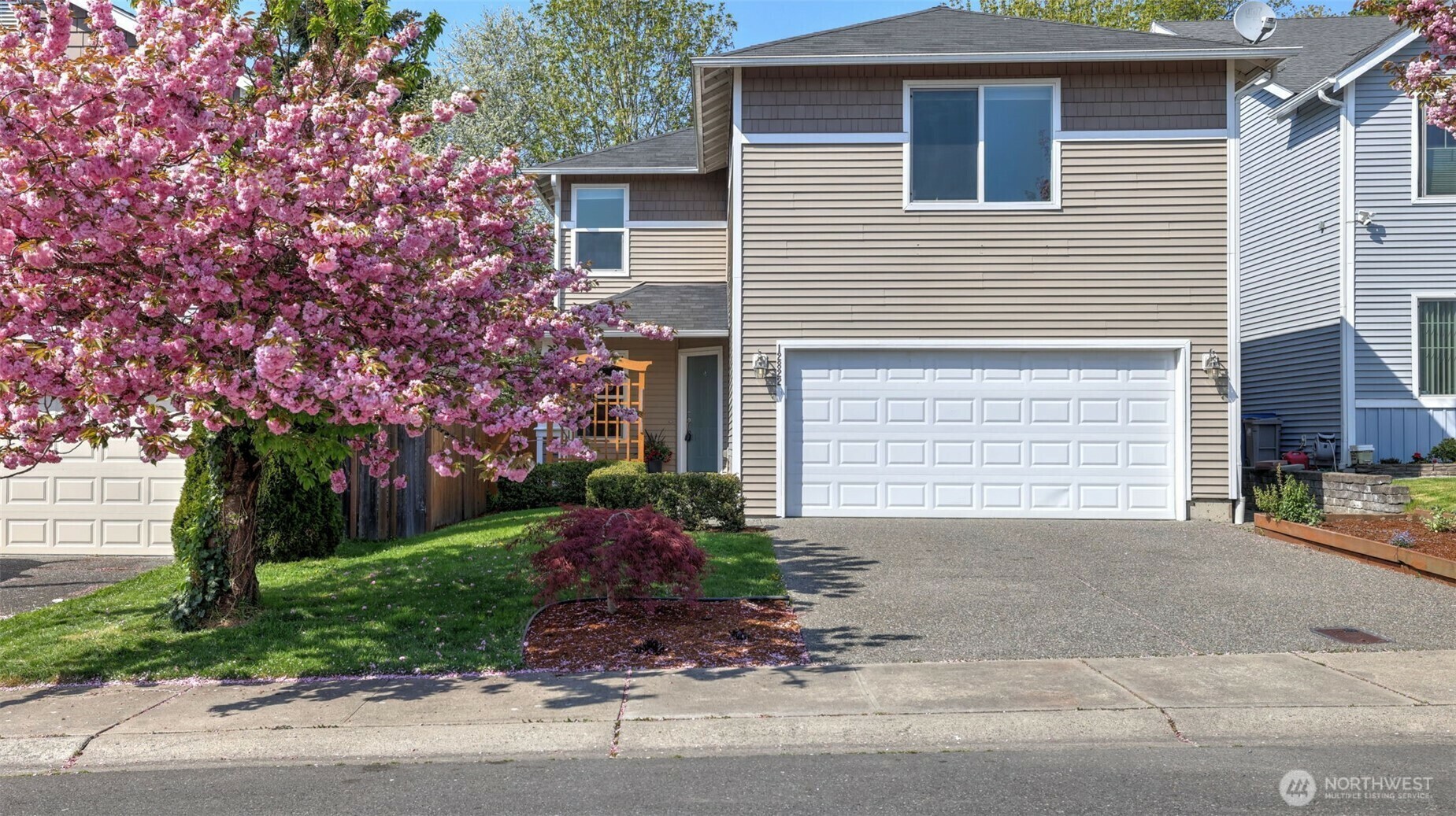 Property Photo: 12822 SE 226th Place WA 98031