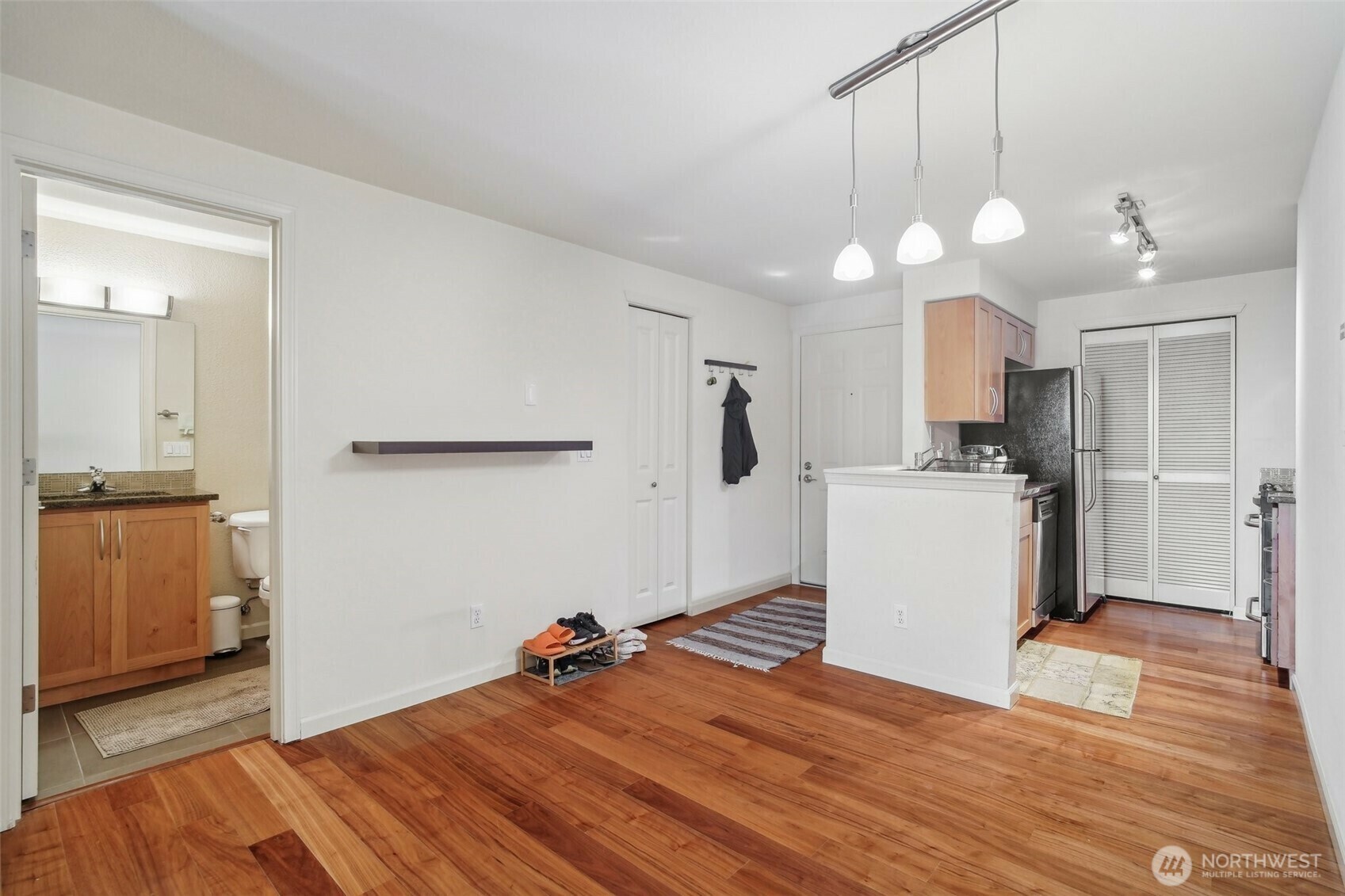 Property Photo: 3045 20th Avenue W 208 WA 98199