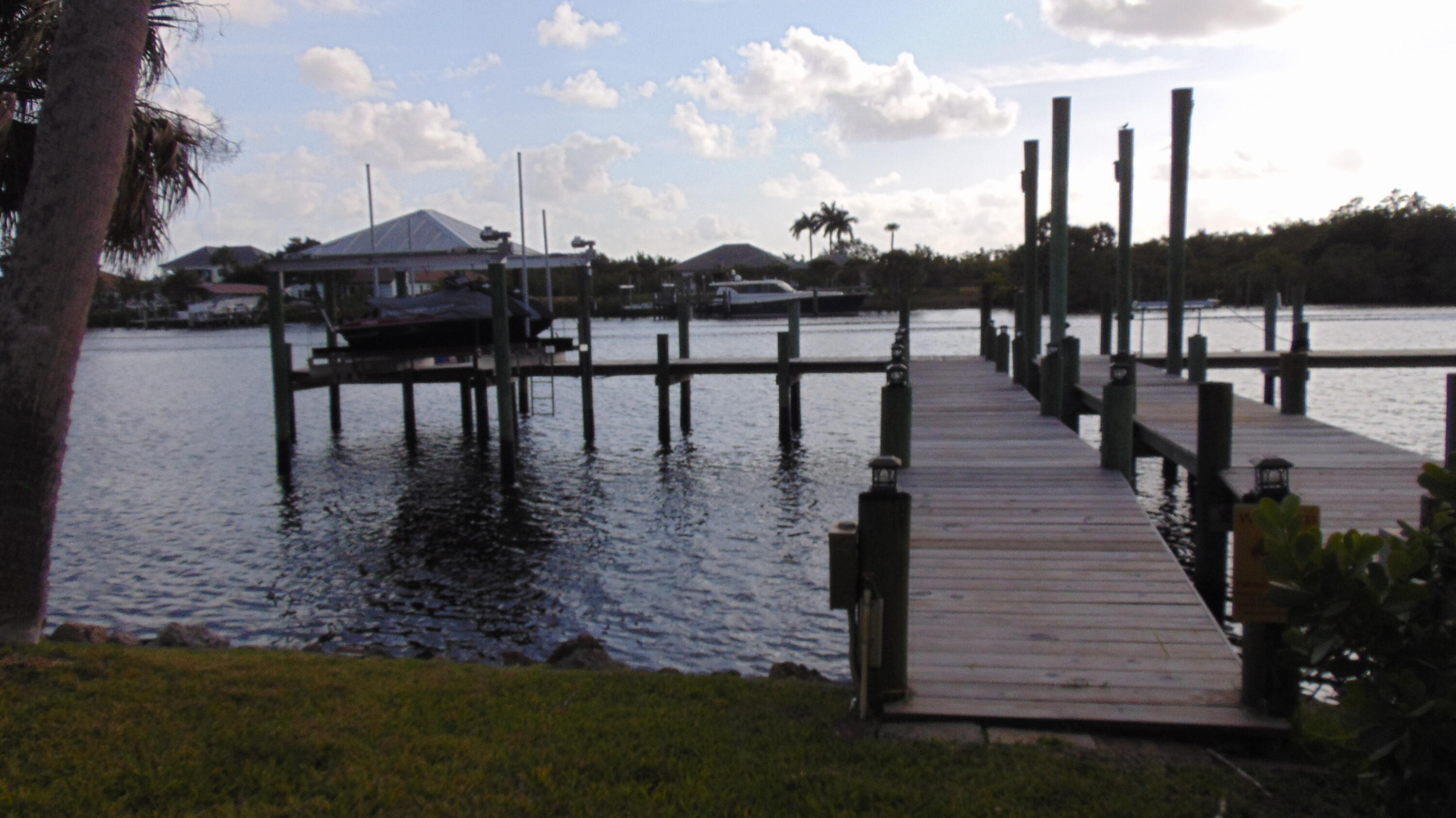 Property Photo: 3201 SE South Lookout Boulevard FL 34984