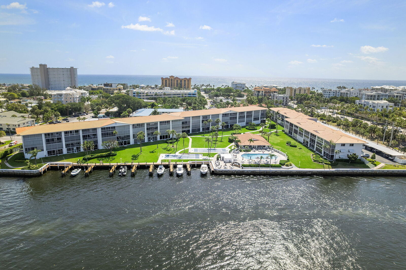 Property Photo: 101 NE 19th Avenue 208 FL 33441