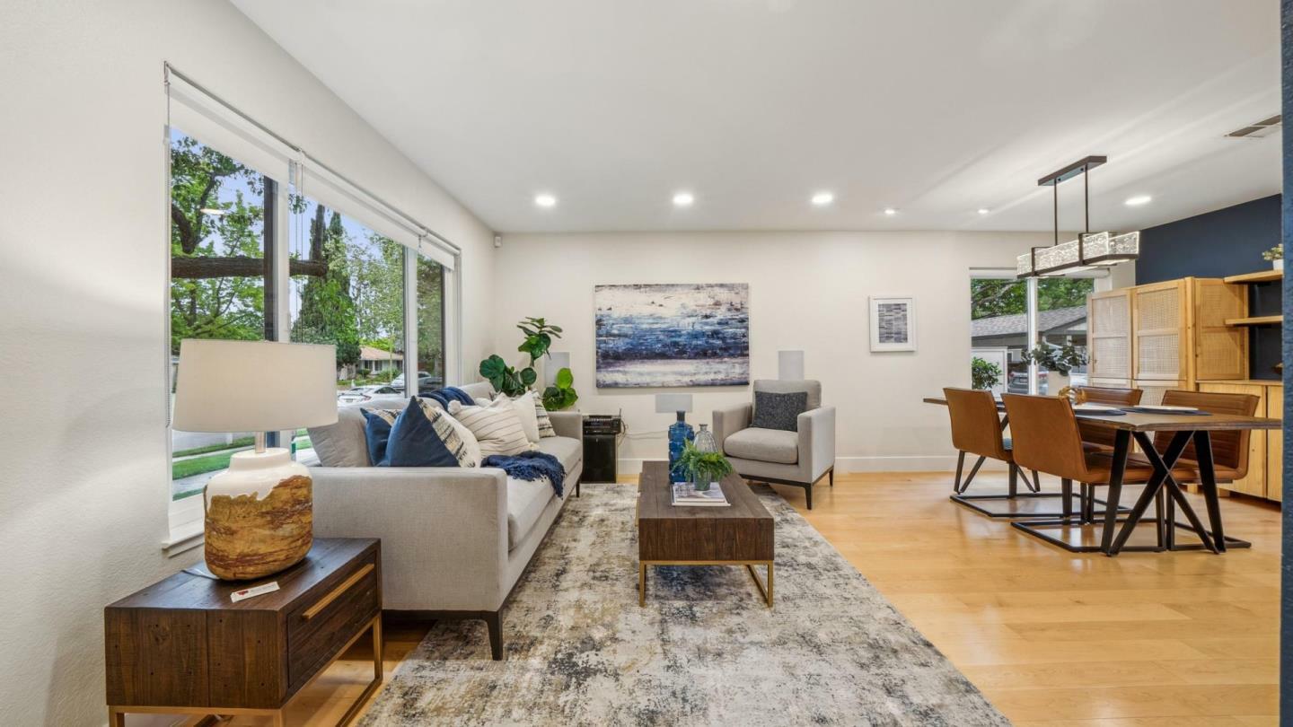 Property Photo: 4970 Rue Le Mans CA 95136