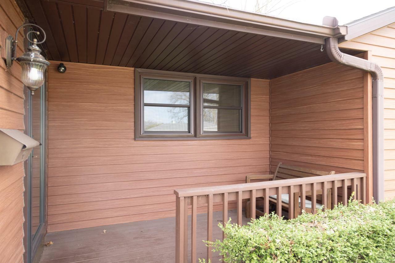 Property Photo: 1013 North Claremont Drive WI 53545