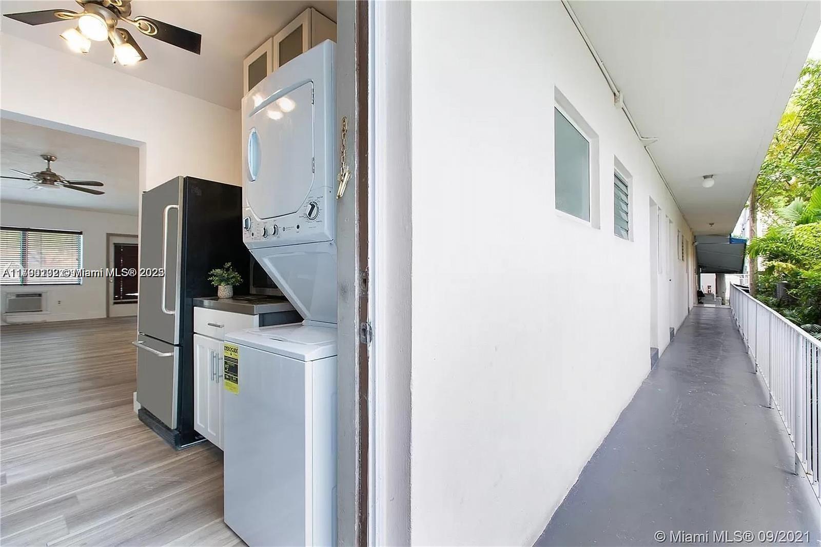 Property Photo:  641 Espanola Way 9  FL 33139 