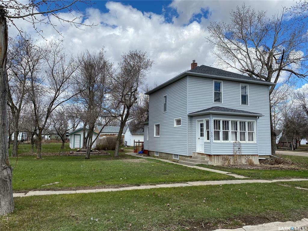 Property Photo: 219 Main Street SK S0G 4H0