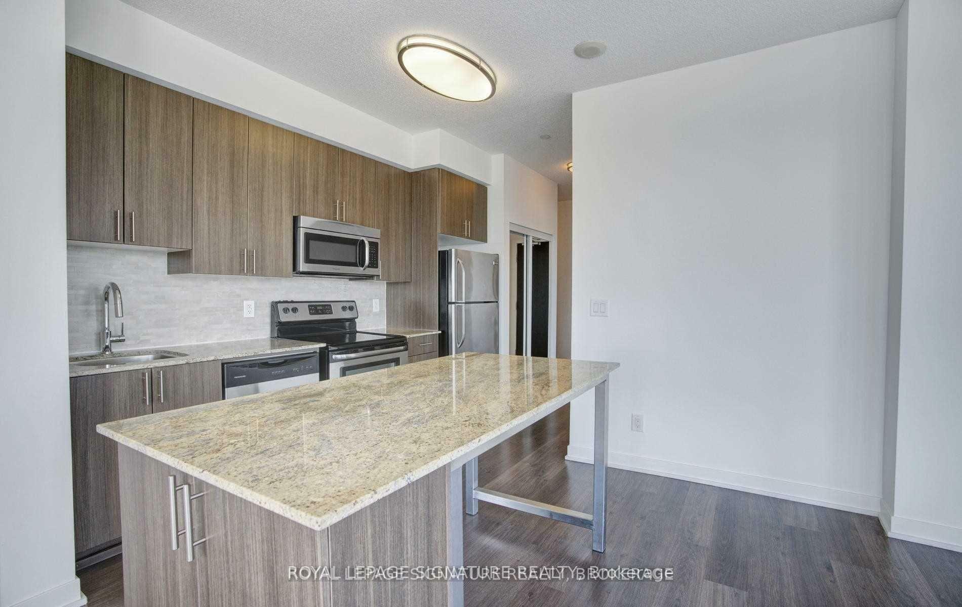 Property Photo: 225 Sackville Street 2610 ON M5A 0B9