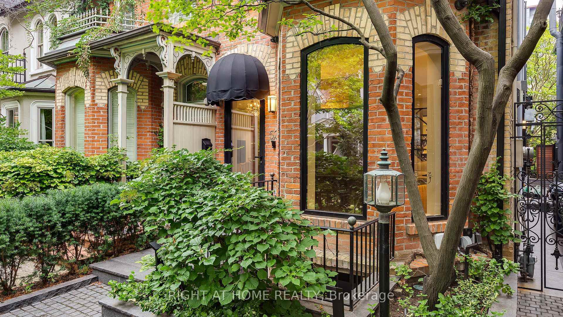 Property Photo: 53 Hazelton Avenue ON M5R 2E3