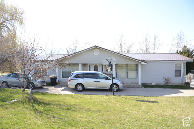Property Photo: 645 N 600 E UT 84319