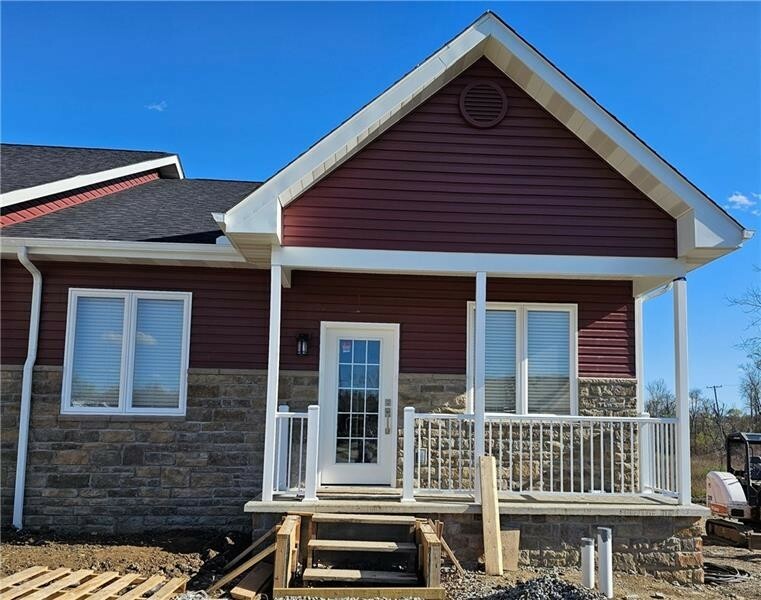 802 Wimbledon Drive  Mt Pleasant PA 15666 photo