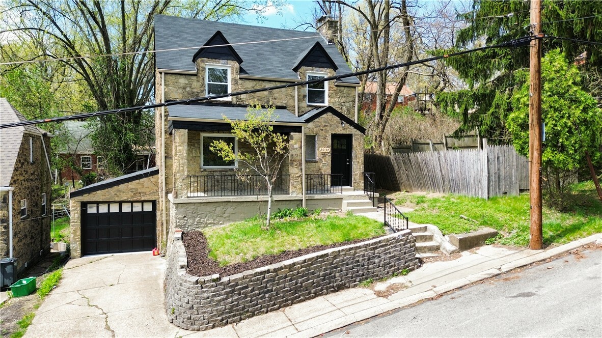 Property Photo: 2037 Sampson Street PA 15221